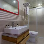 Laden Hotell 3*