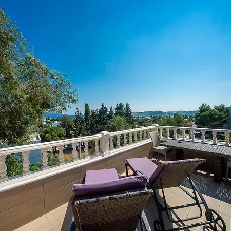 Laden Hotel 3*