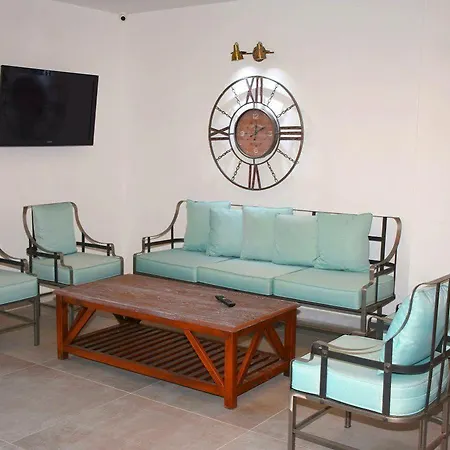Laden Hotel 3*