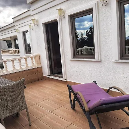 Laden Hotel 3*